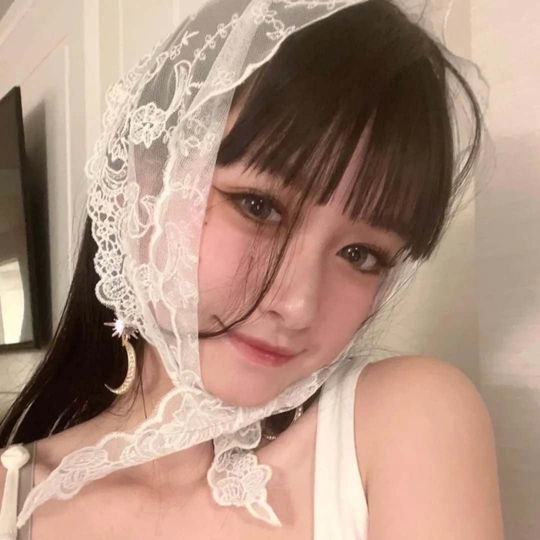 她不知道那些鸟的名字